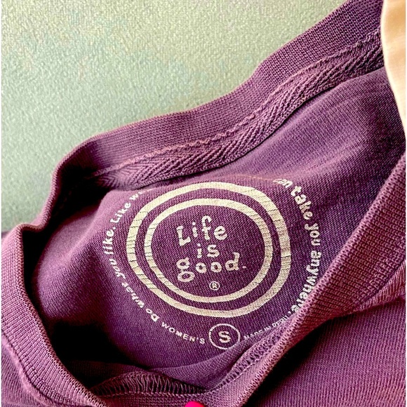BUNDLE OF 2 LIFE IS GOOD T-SHIRTS: NEVER WORN!! - Picture 4 of 9